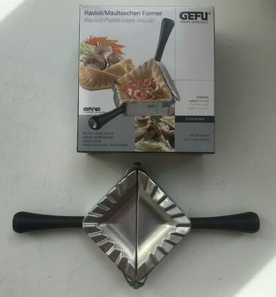 GEFU Maultaschen-Former eckig