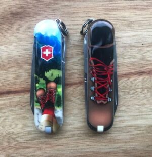 Victorinox Classic Hiking