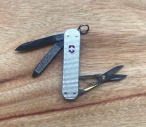 Victorinox Classic Alu