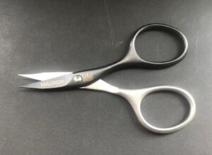 Nagelschere Kombi schwarz kräftige Nagelschere mit feiner Spitze
